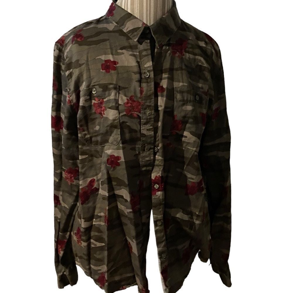 Cato size XL long sleeved button up blouse excellent condition